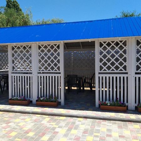 Гостиница "Атлант" Zaliznyi Port Exterior foto